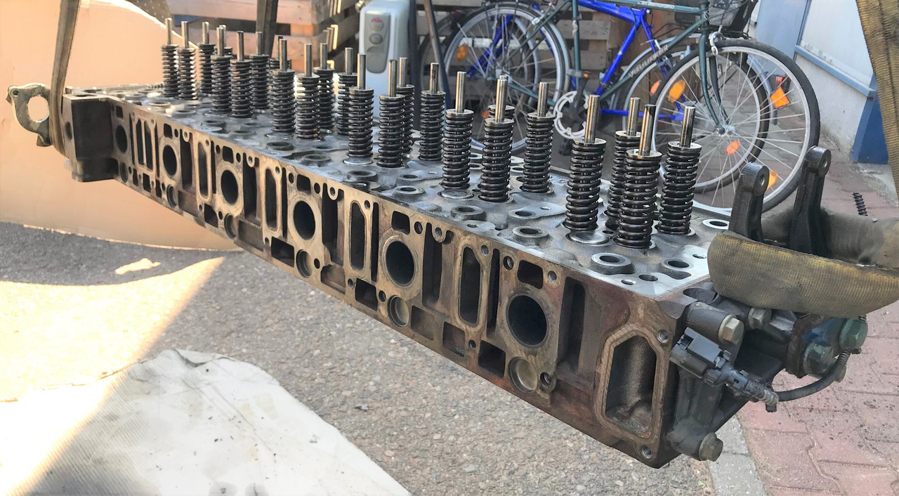 MERCEDES-BENZ Actros MP4 Antos Arocs OM470 Cylinder Head A4700102920 - Culasse pour Camion: photos 1 MERCEDES-BENZ Actros MP4 Antos Arocs OM470 Cylinder Head A4700102920 - Culasse pour Camion: photos 1