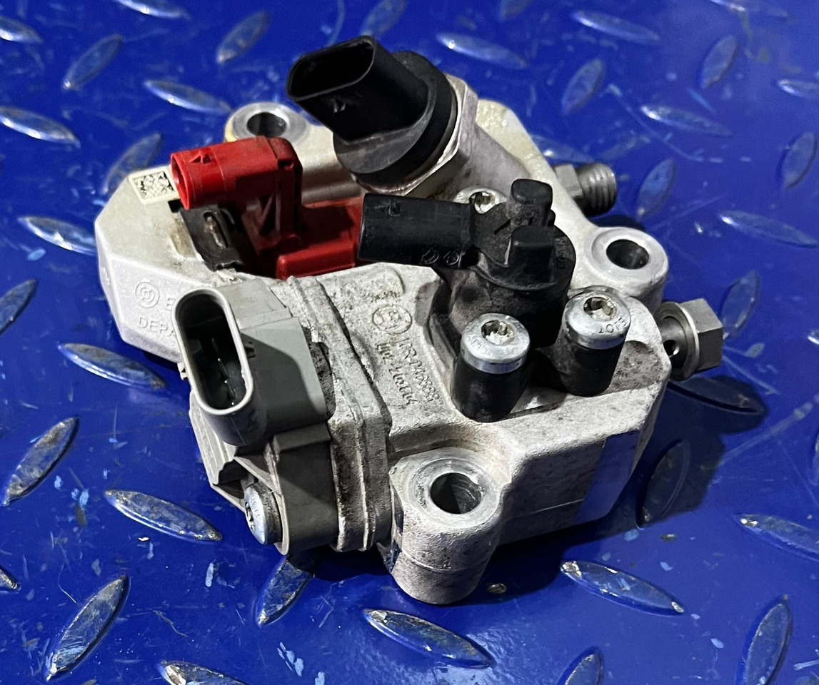 Mercedes Actros Metering Valve A9360700455 - Moteur et pièces pour Camion: photos 2 Mercedes Actros Metering Valve A9360700455 - Moteur et pièces pour Camion: photos 2