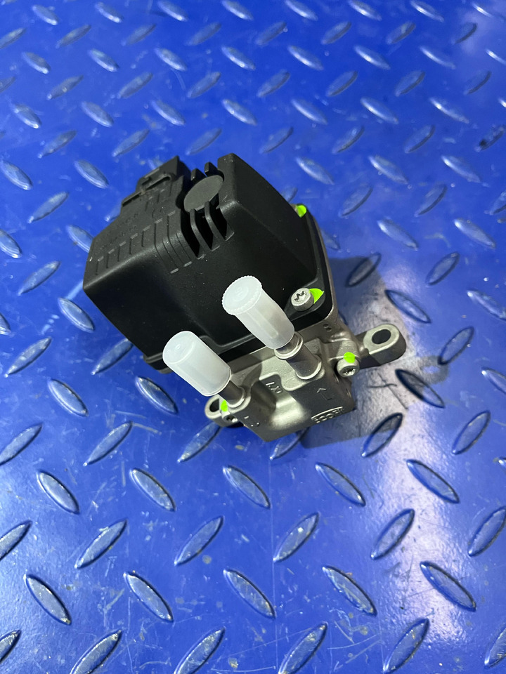 Mercedes Benz Actros, Arocs, Axor Euro 6 Adblue Doser Unit - Système d'échappement pour Camion: photos 1 Mercedes Benz Actros, Arocs, Axor Euro 6 Adblue Doser Unit - Système d'échappement pour Camion: photos 1