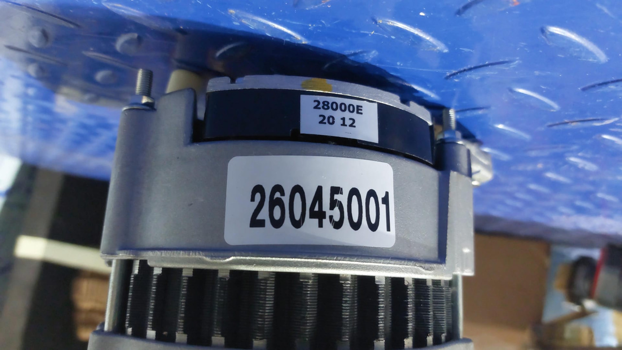 PERKINS 2871A163 - Alternateur pour Camion: photos 2 PERKINS 2871A163 - Alternateur pour Camion: photos 2