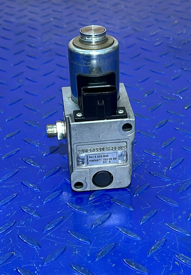 Mercedes-Benz Comanda Turbosuflanta Actros A0001532759 - Pièces de rechange: photos 1 Mercedes-Benz Comanda Turbosuflanta Actros A0001532759 - Pièces de rechange: photos 1