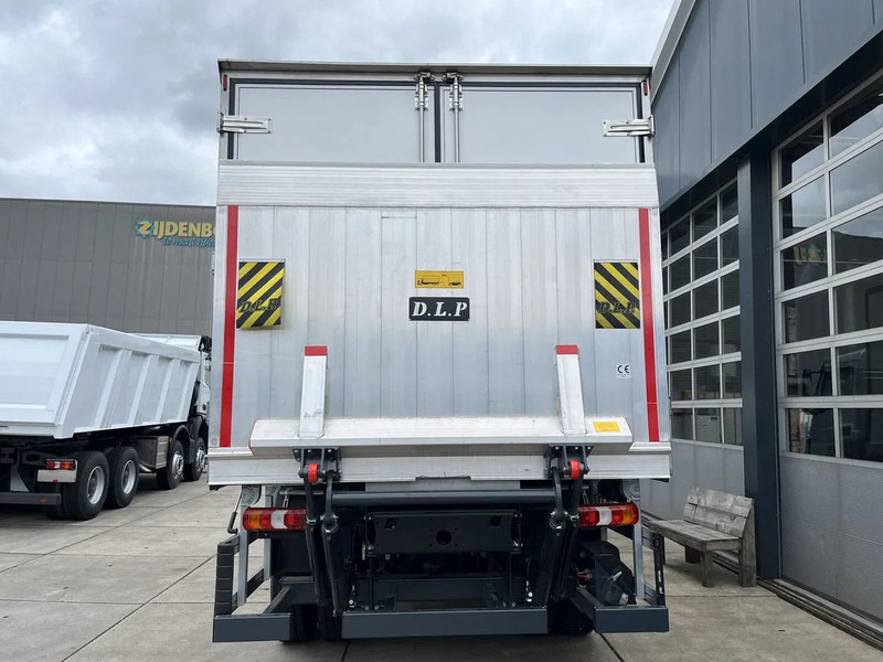 Mercedes-Benz Atego 1725 4x4 Refrigerator Truck (6 units) - Camion frigorifique: photos 5 Mercedes-Benz Atego 1725 4x4 Refrigerator Truck (6 units) - Camion frigorifique: photos 5