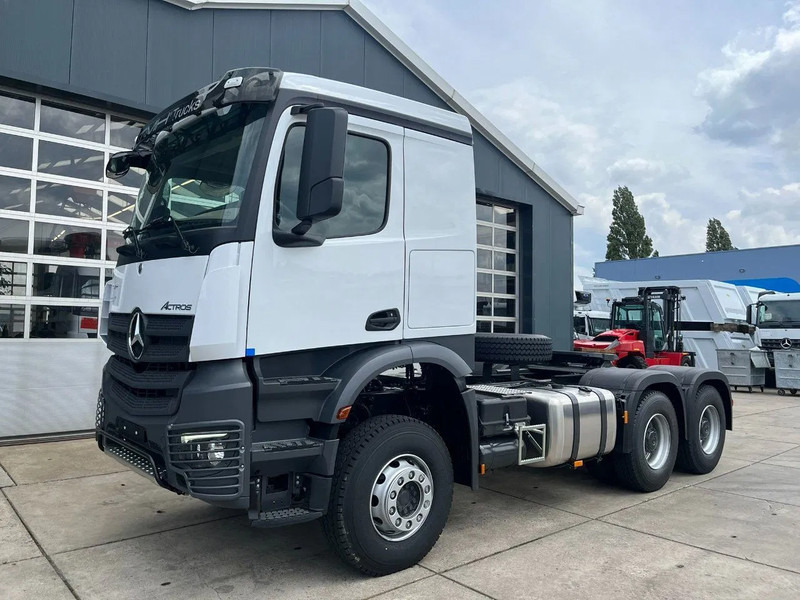 Tracteur routier neuf Mercedes-Benz Actros 3348 S 6x4 Tractor Head: photos 1