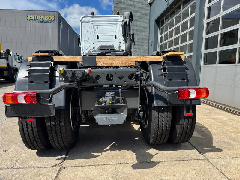 Mercedes-Benz Arocs 4058 AS 6x6 Tractor Head 180T Push Pull EURO-3 - Tracteur routier: photos 3 Mercedes-Benz Arocs 4058 AS 6x6 Tractor Head 180T Push Pull EURO-3 - Tracteur routier: photos 3