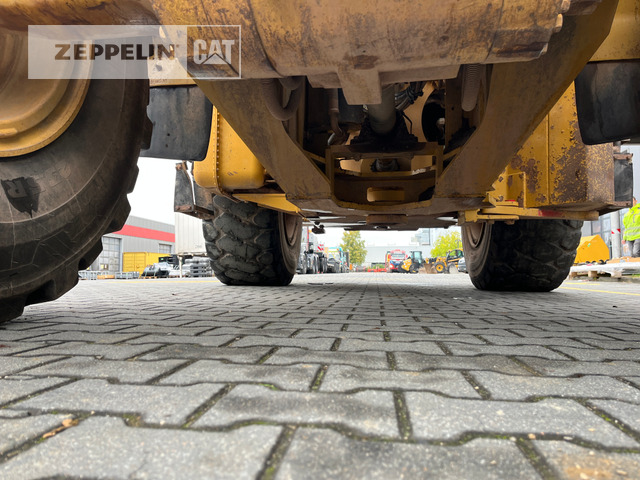Chargeuse sur pneus Cat 950G: photos 22