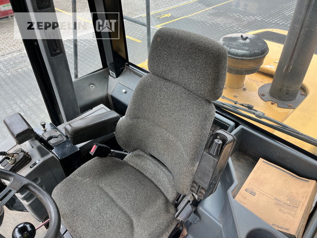 Chargeuse sur pneus Cat 950G: photos 37