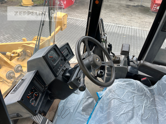 Chargeuse sur pneus Cat 950G: photos 34