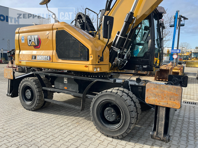 Pelle de manutention Cat MH3024-07A: photos 6 Pelle de manutention Cat MH3024-07A: photos 6