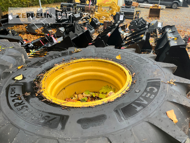 Sonstiges Reifen 750/65 R26 - Pneu pour Engins de chantier: photos 1 Sonstiges Reifen 750/65 R26 - Pneu pour Engins de chantier: photos 1