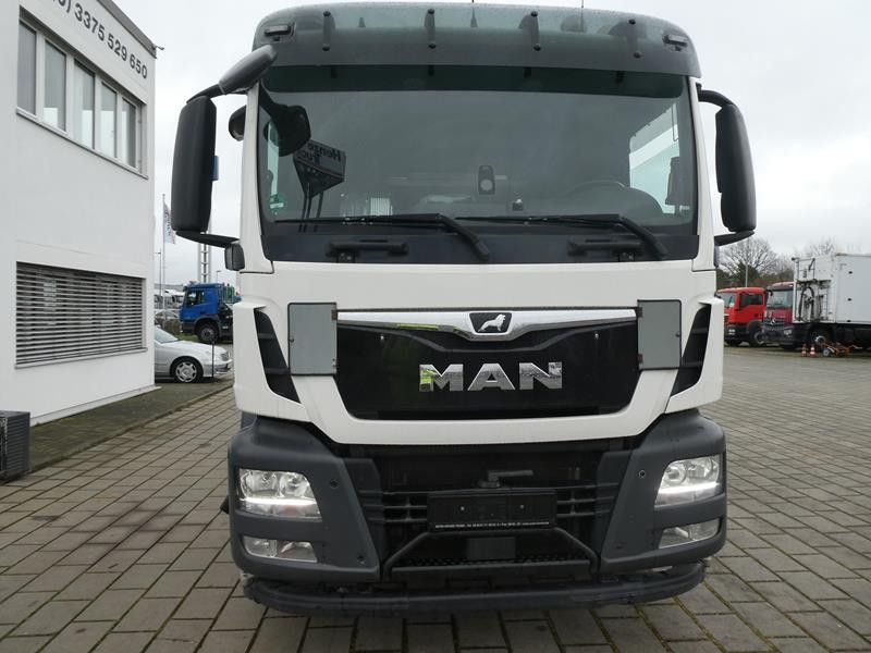 MAN TG-S 26.460 6x2-2 BL Abrollkipper Meiller, Funk - Camion ampliroll: photos 3 MAN TG-S 26.460 6x2-2 BL Abrollkipper Meiller, Funk - Camion ampliroll: photos 3