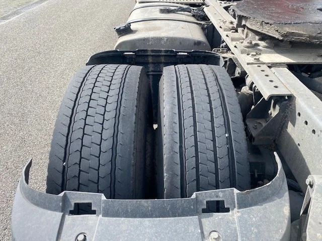 DAF CF 370 spacecab skylights — crédit-bail DAF CF 370 spacecab skylights: photos 7 DAF CF 370 spacecab skylights — crédit-bail DAF CF 370 spacecab skylights: photos 7