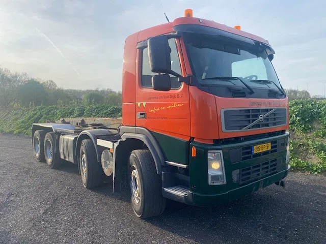 Volvo FM 440 8x4 ,containersysteem, handgeschakeld, luchtvering, naafreductie... - Camion - système de câble: photos 2 Volvo FM 440 8x4 ,containersysteem, handgeschakeld, luchtvering, naafreductie... - Camion - système de câble: photos 2