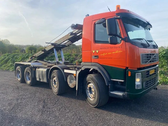 Volvo FM 440 8x4 ,containersysteem, handgeschakeld, luchtvering, naafreductie... - Camion - système de câble: photos 4 Volvo FM 440 8x4 ,containersysteem, handgeschakeld, luchtvering, naafreductie... - Camion - système de câble: photos 4