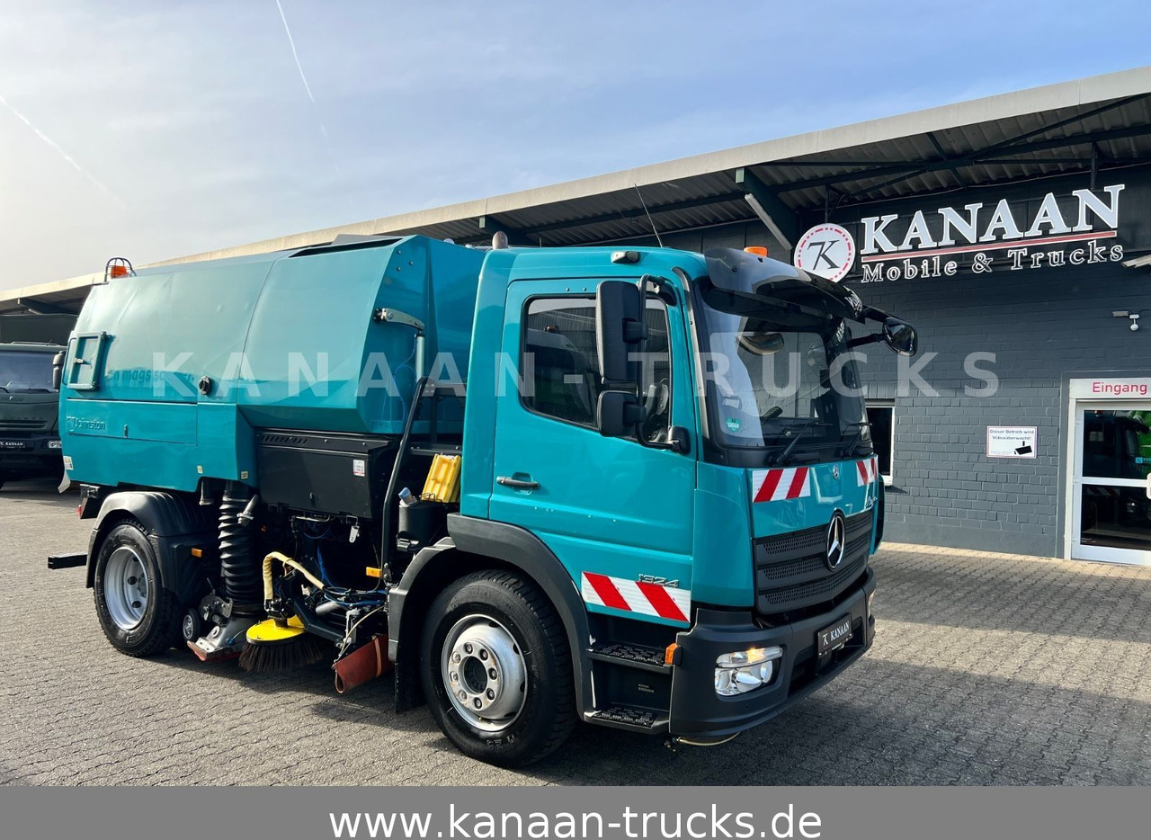 Mercedes-Benz 1324 Atego Johnston VT652 120TKM Euro6b - Balayeuse de voirie: photos 1 Mercedes-Benz 1324 Atego Johnston VT652 120TKM Euro6b - Balayeuse de voirie: photos 1