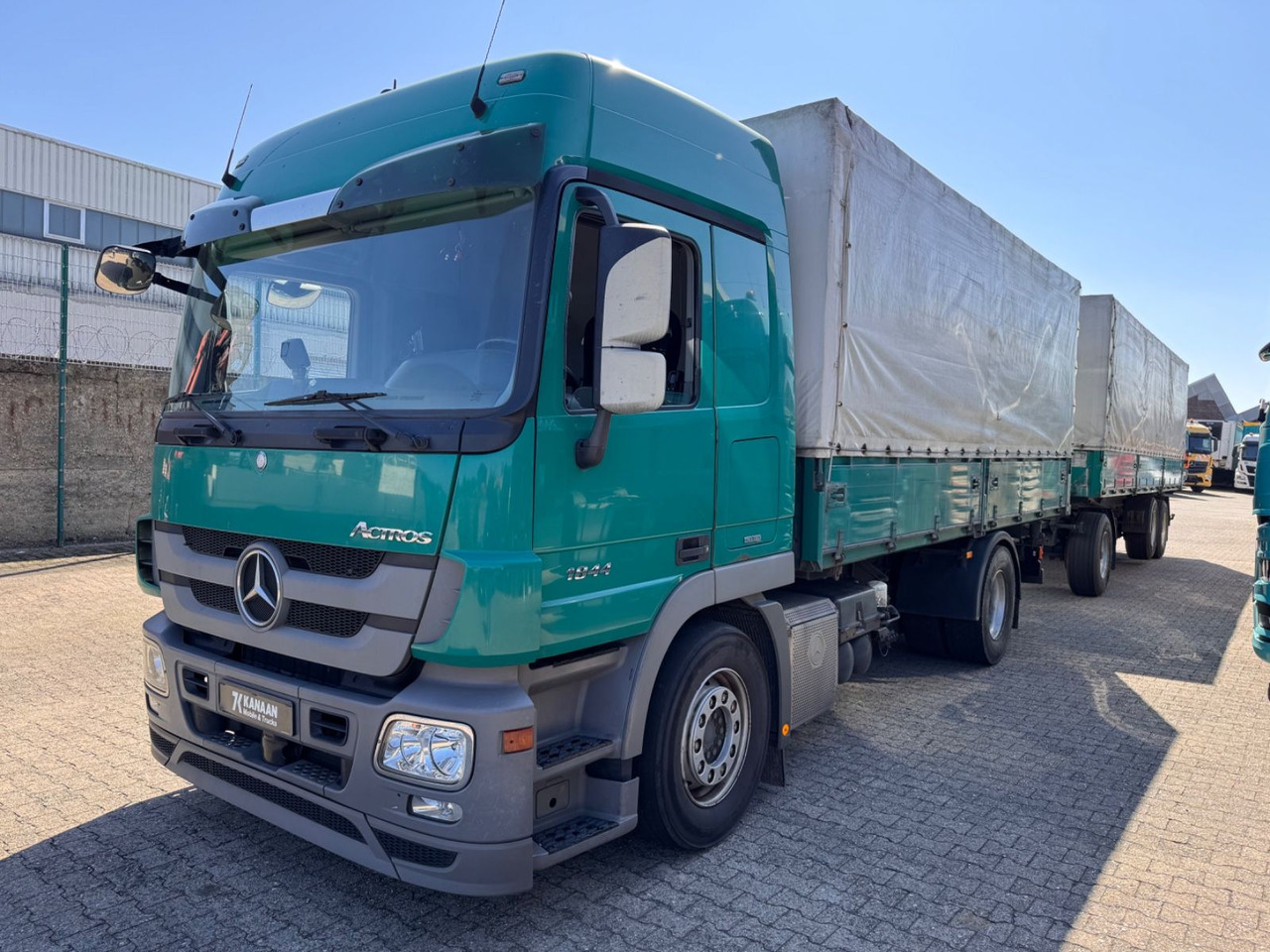 Mercedes-Benz 1844 Actros MP3 3-SeitenKipper Getreide Pritsche - Camion benne: photos 5 Mercedes-Benz 1844 Actros MP3 3-SeitenKipper Getreide Pritsche - Camion benne: photos 5