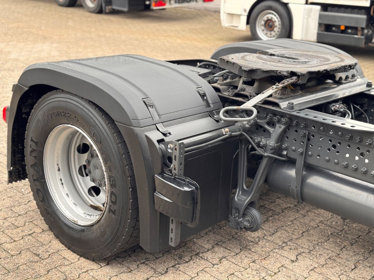 Tracteur routier Mercedes-Benz 1848 Actros 5   BigSPace: photos 9