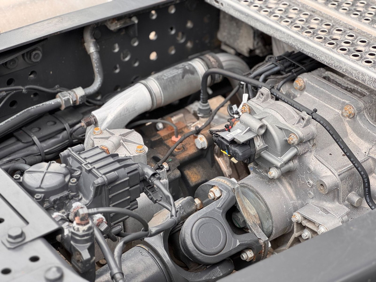 Tracteur routier Mercedes-Benz 1848 Actros 5   BigSPace: photos 12