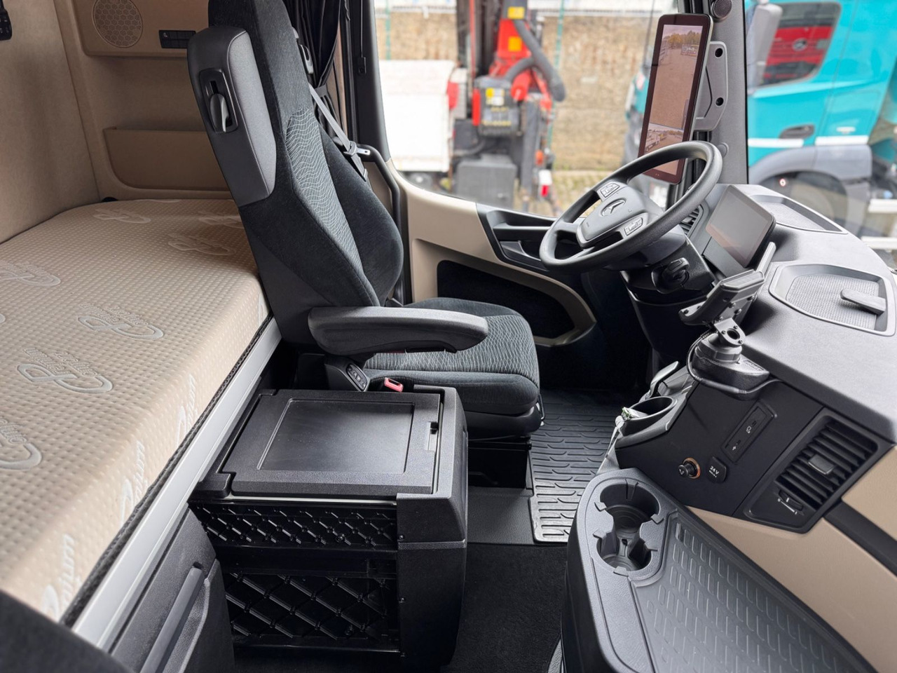 Tracteur routier Mercedes-Benz 1848 Actros 5   BigSPace: photos 18