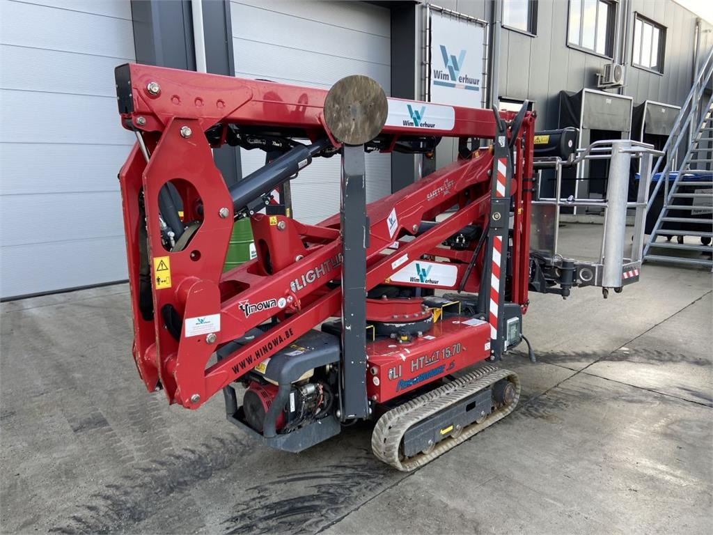 Hinowa Lightlift 15.70 IIIS (3832)  - Nacelle articulée: photos 3 Hinowa Lightlift 15.70 IIIS (3832)  - Nacelle articulée: photos 3