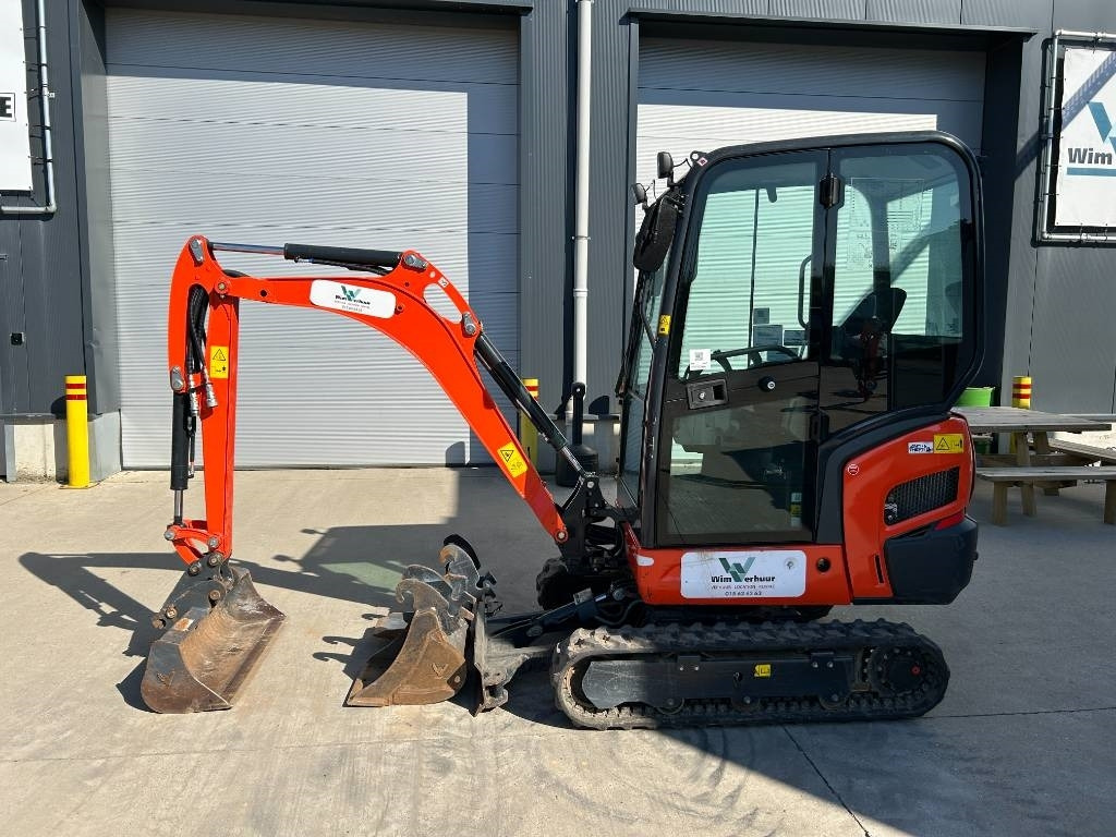 Kubota KX 019-4 - Mini pelle: photos 1 Kubota KX 019-4 - Mini pelle: photos 1
