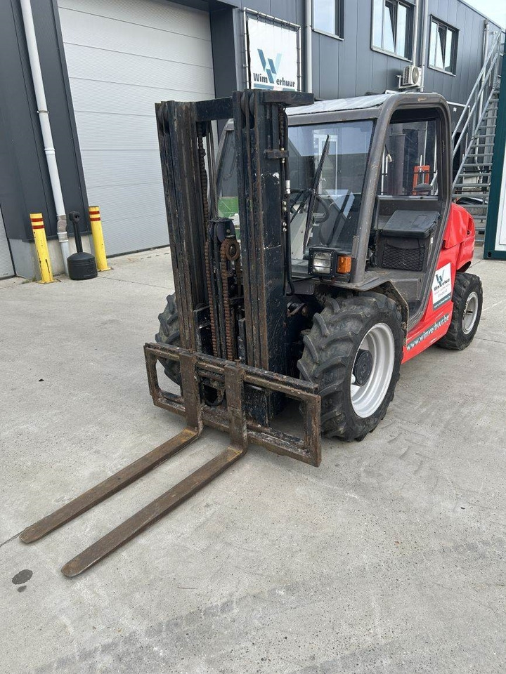 Manitou MH25-4 - Chariot tout terrain: photos 4 Manitou MH25-4 - Chariot tout terrain: photos 4