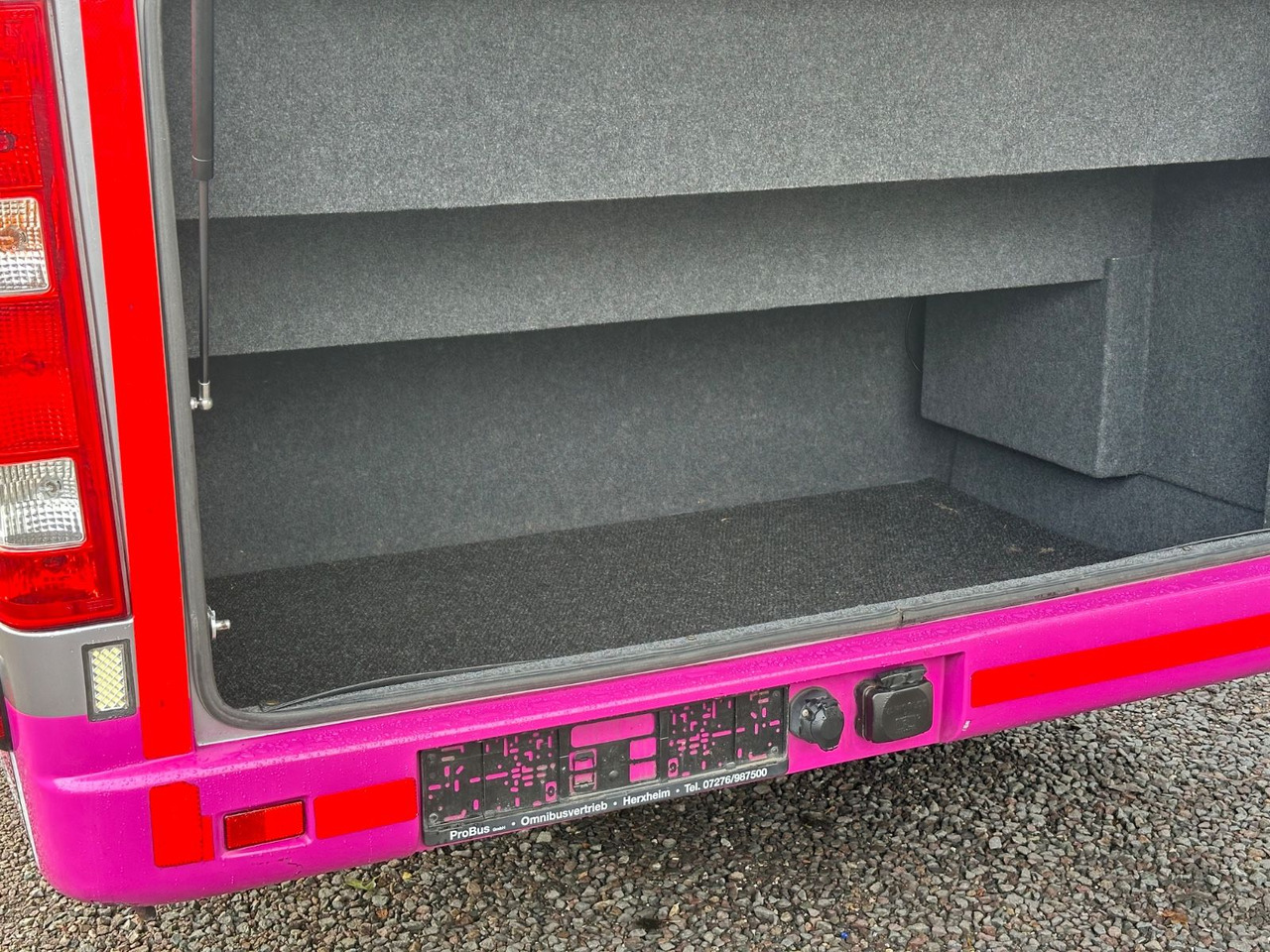 Iveco RAPIDO 70c21 (Garantie 06.2027*Motor neu 09.25) - Minibus, Transport de personnes: photos 4 Iveco RAPIDO 70c21 (Garantie 06.2027*Motor neu 09.25) - Minibus, Transport de personnes: photos 4