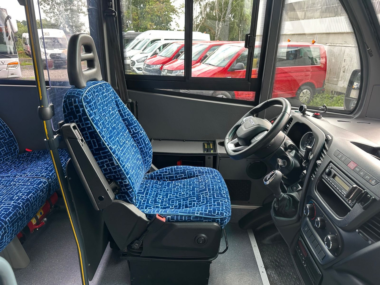 Iveco Rapido 70C18 (wenig Km*7.2t*33 Sitze) Rosero - Minibus, Transport de personnes: photos 4 Iveco Rapido 70C18 (wenig Km*7.2t*33 Sitze) Rosero - Minibus, Transport de personnes: photos 4