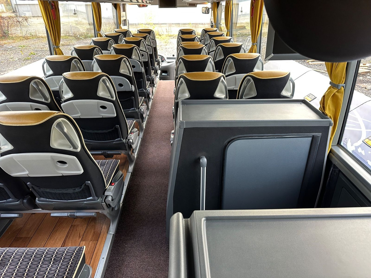 Autocar Mercedes-Benz Tourismo O350 17 RHD-L (59Sitze*DE*TOP): photos 23 Autocar Mercedes-Benz Tourismo O350 17 RHD-L (59Sitze*DE*TOP): photos 23