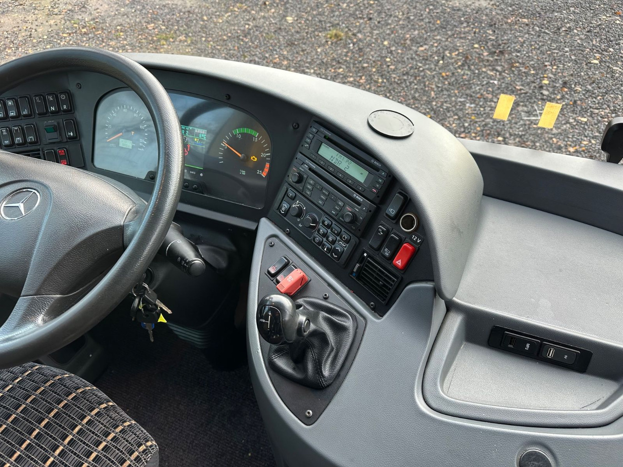 Autocar Mercedes-Benz Tourismo O350 17 RHD-L (59Sitze*DE*TOP): photos 18 Autocar Mercedes-Benz Tourismo O350 17 RHD-L (59Sitze*DE*TOP): photos 18