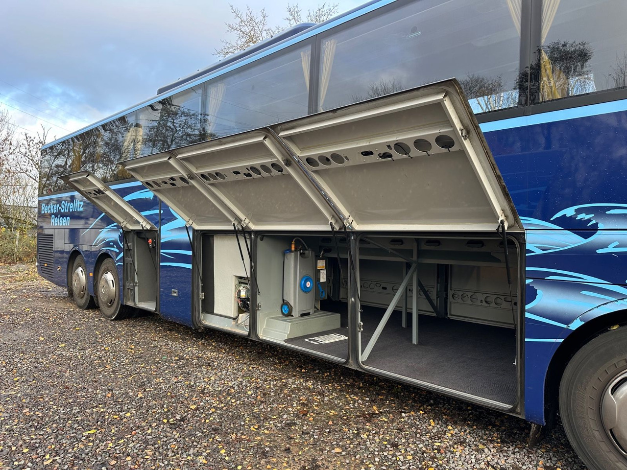 Autocar Mercedes-Benz Tourismo O350 17 RHD-L (59Sitze*DE*TOP): photos 12 Autocar Mercedes-Benz Tourismo O350 17 RHD-L (59Sitze*DE*TOP): photos 12