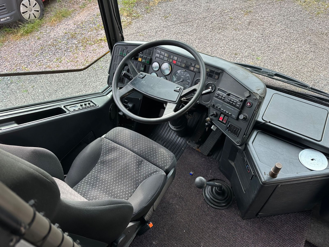 Setra S 315 UL (56 Sitze*Klima*Schalt*TOP) - Bus interurbain: photos 5 Setra S 315 UL (56 Sitze*Klima*Schalt*TOP) - Bus interurbain: photos 5