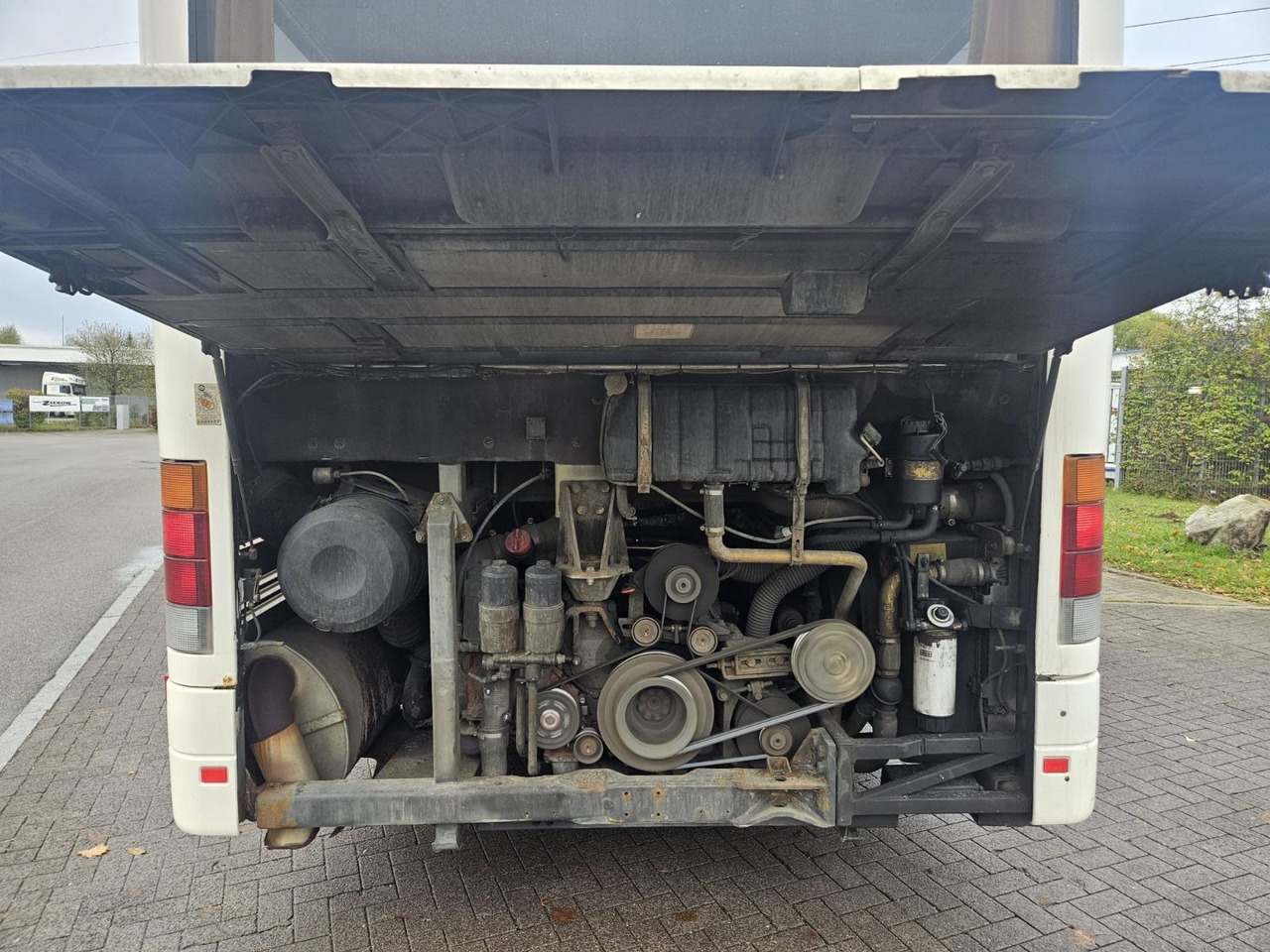 Setra S 317 UL (66 Sitze*Schalt*TOP) - Bus interurbain: photos 3 Setra S 317 UL (66 Sitze*Schalt*TOP) - Bus interurbain: photos 3