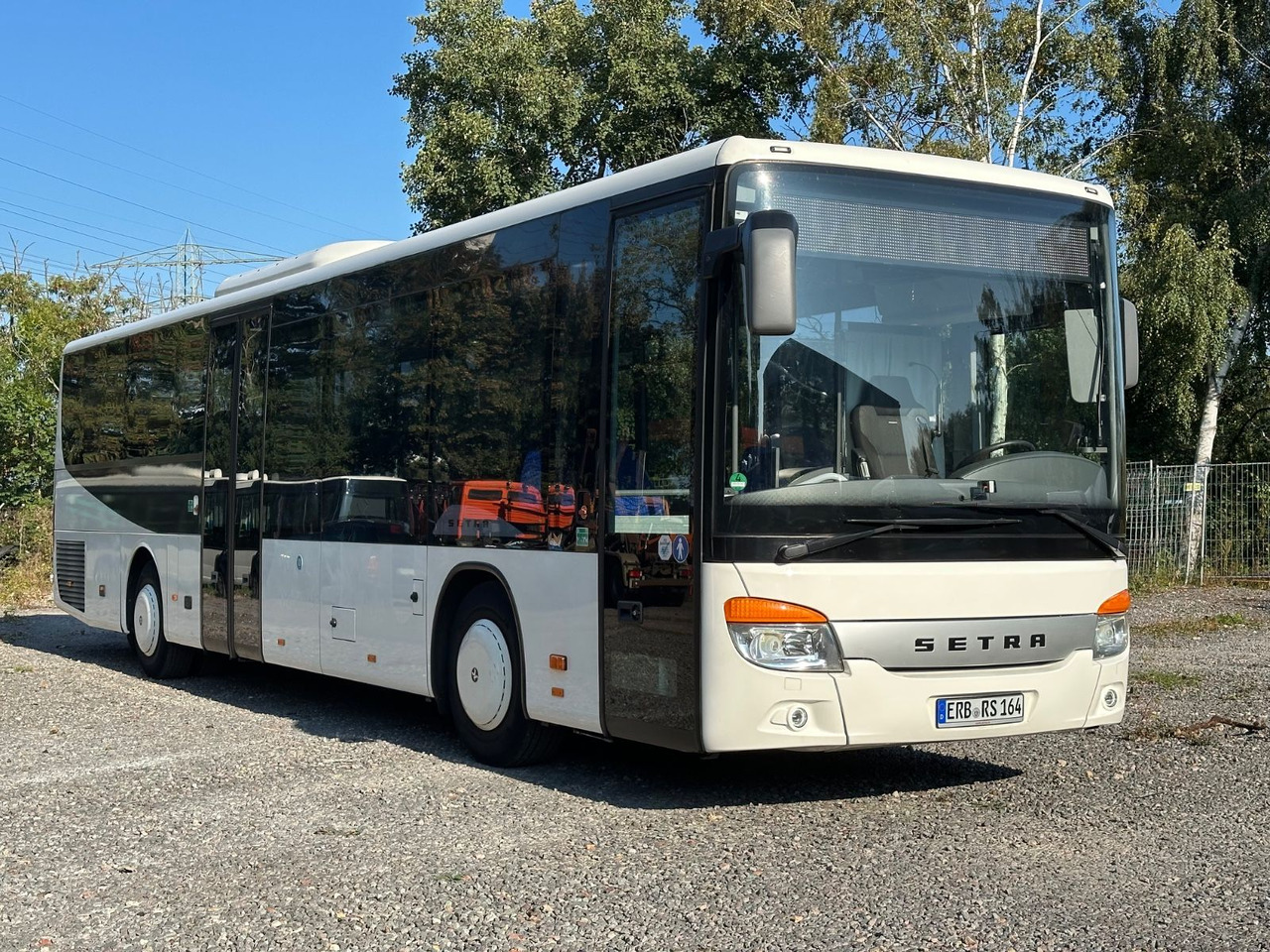 Setra S 415 LE Business  (374 tKm*TOP) - Bus urbain: photos 1 Setra S 415 LE Business  (374 tKm*TOP) - Bus urbain: photos 1