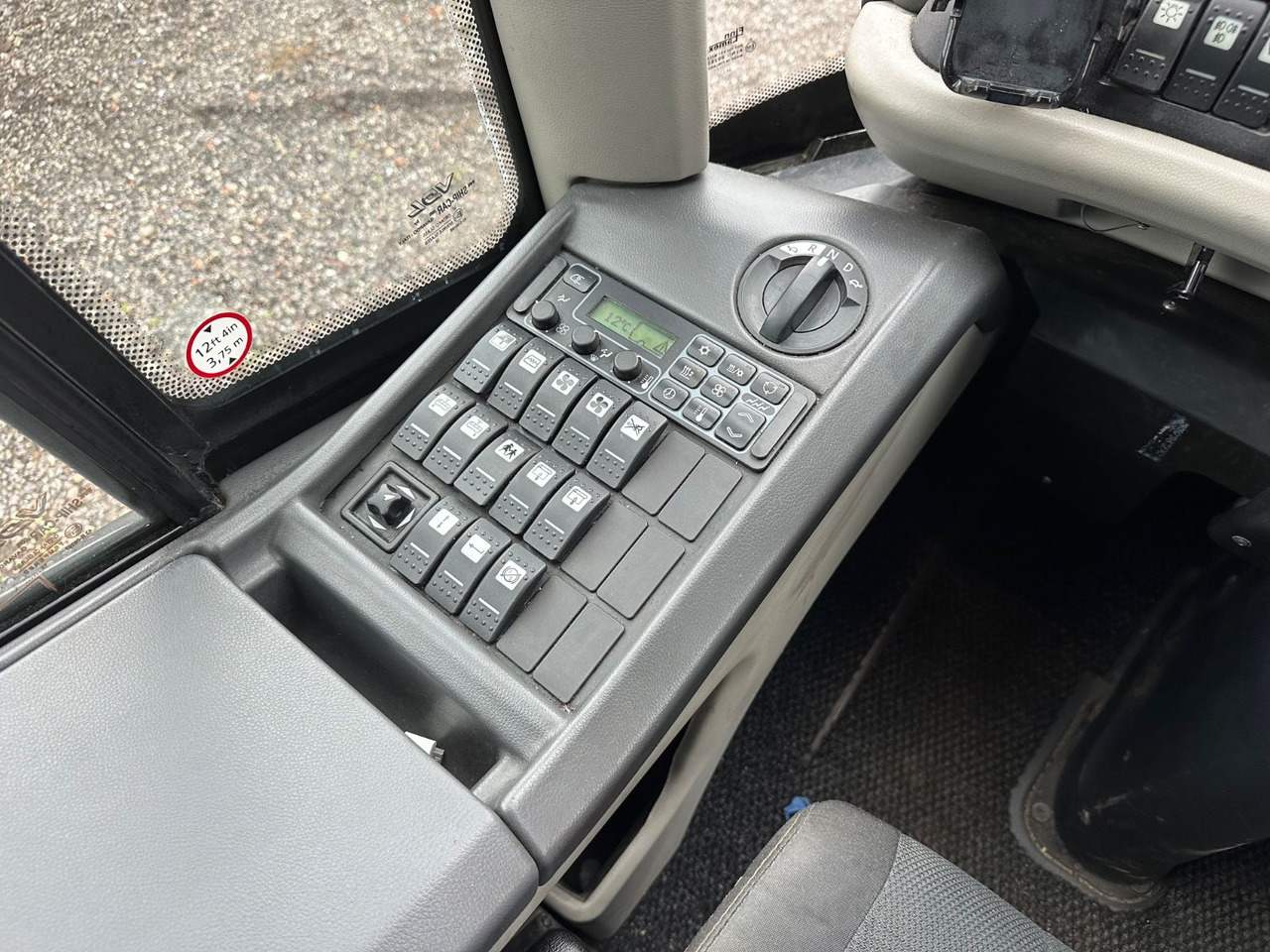 VDL Futura FHD 2-129 (Tourismo M*516 HD) — crédit-bail VDL Futura FHD 2-129 (Tourismo M*516 HD): photos 14 VDL Futura FHD 2-129 (Tourismo M*516 HD) — crédit-bail VDL Futura FHD 2-129 (Tourismo M*516 HD): photos 14